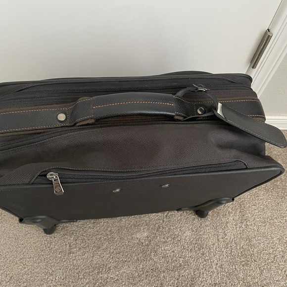 Longchamp Lugagage carry on with wheeels - Picture 5 of 16